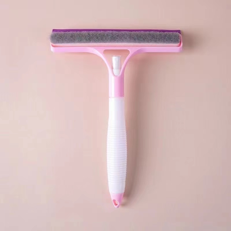 The community convenience store is clean, and the combination of a cleaning broom and a cleaning scraper ensures environmental hygiene